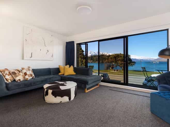 Unit 3, 20 Lake Esplanade, Queenstown