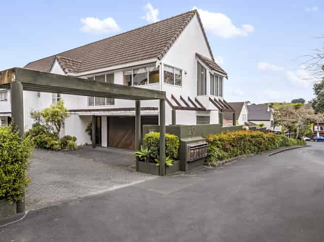 20F Clonbern Road, Remuera