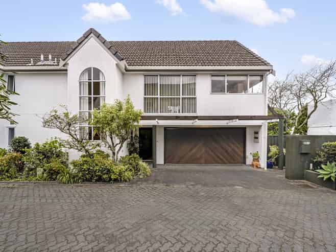 20F Clonbern Road, Remuera