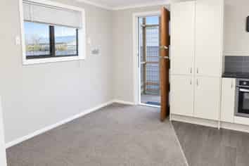 4 Nile Street, Saint Clair