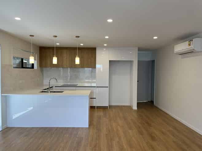 4/2 Bendale Place, Papatoetoe