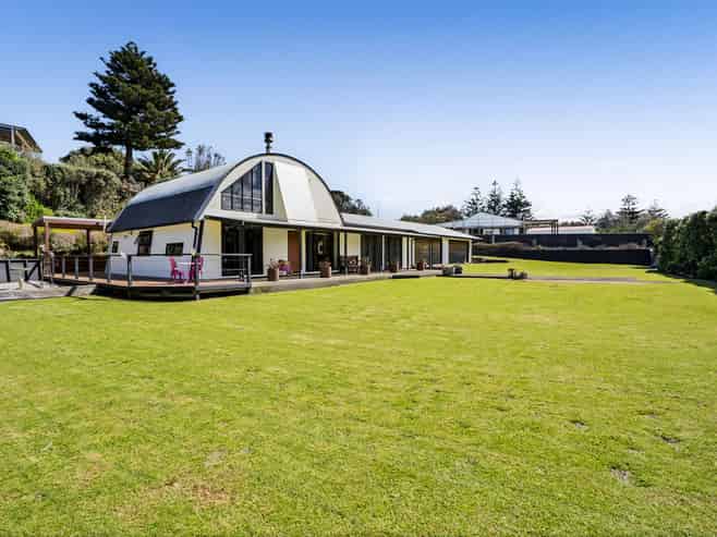 9 Beach Road, Patea