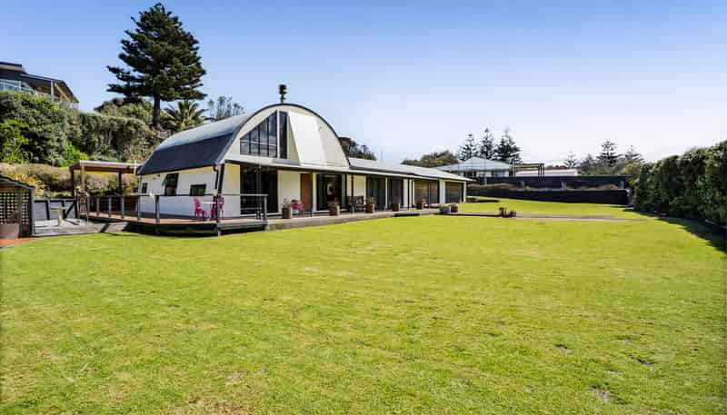 9 Beach Road, Patea