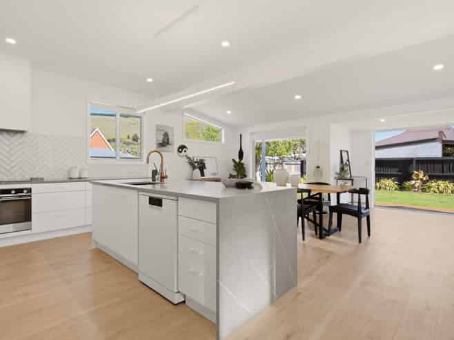 38 Dryden Street, Sumner