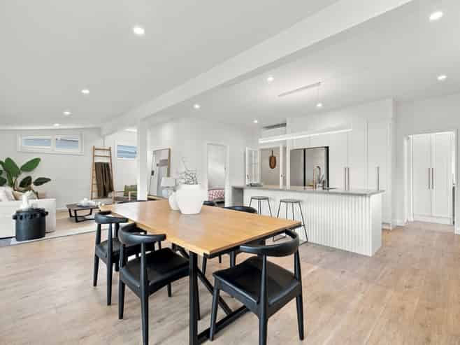 38 Dryden Street, Sumner