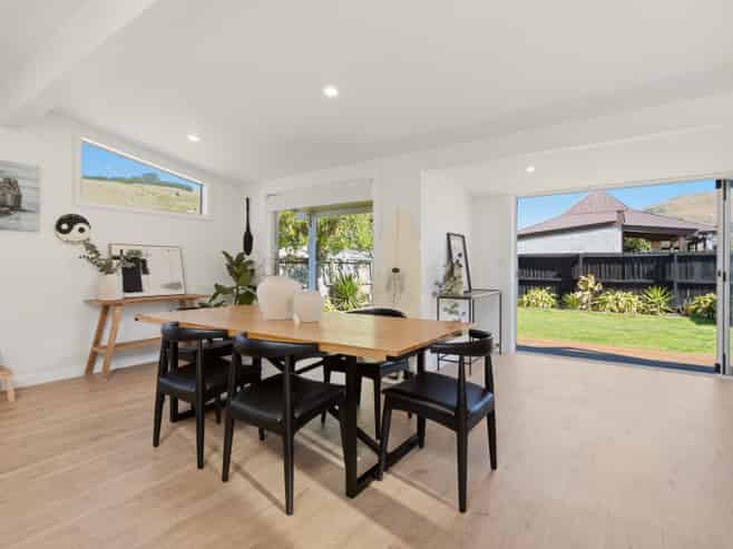 38 Dryden Street, Sumner