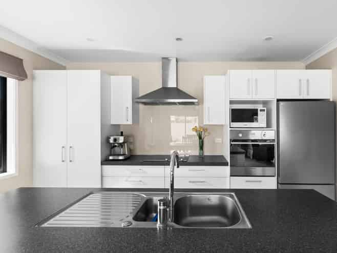 216 Frimley Oaks, Frimley