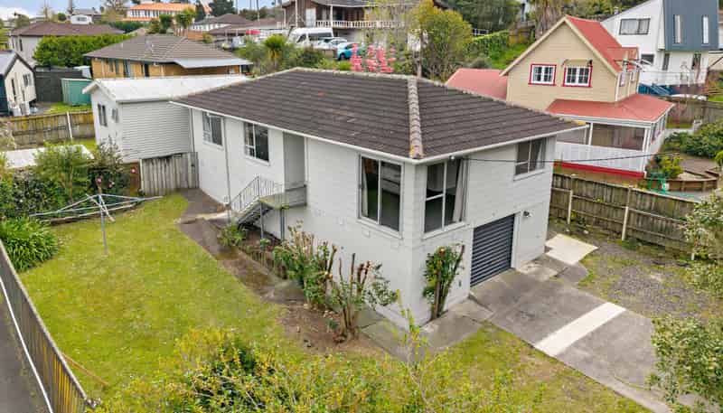 58 Makora Road, Massey