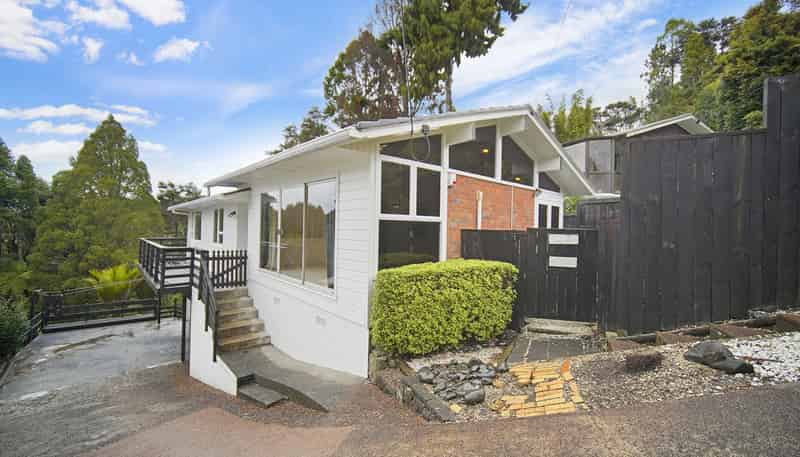 200 Godley Road, Titirangi