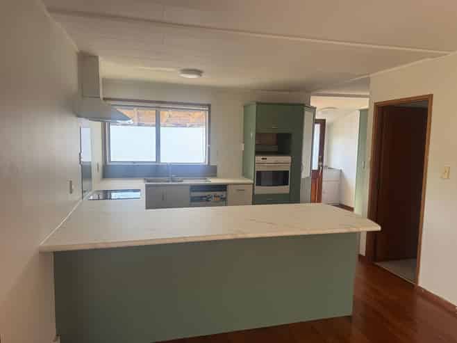 26 Cockayne Crescent, Sunnynook