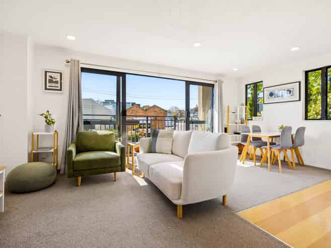 47/22 Normanby Road, Mount Eden