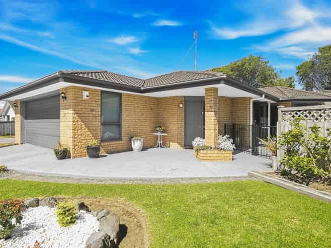 48 Brigham Young Drive, Albany