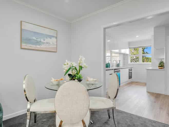 2/53A Mount St John Avenue, Epsom