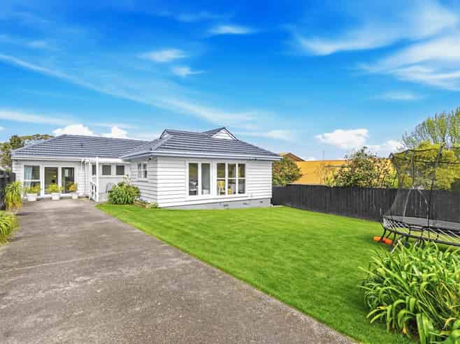 14 Richards Avenue, Forrest Hill