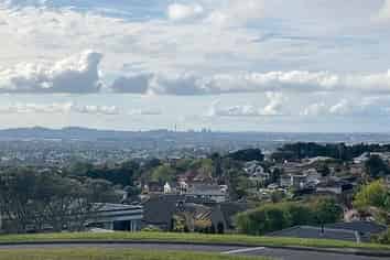 76 Goodwood Drive, Goodwood Heights