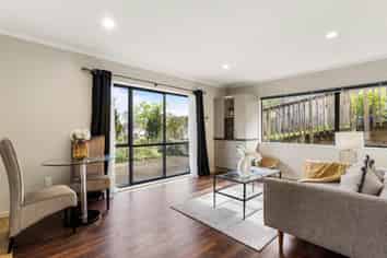 76 Goodwood Drive, Goodwood Heights