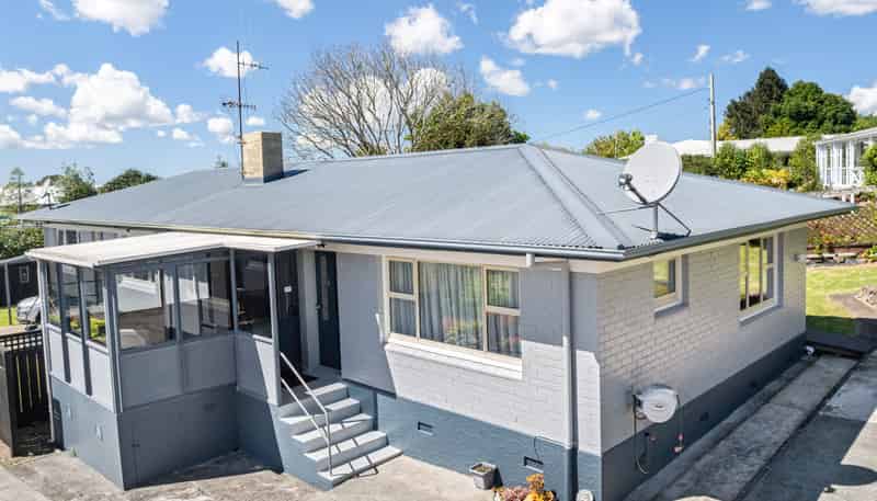 20B Clark Road, Kamo