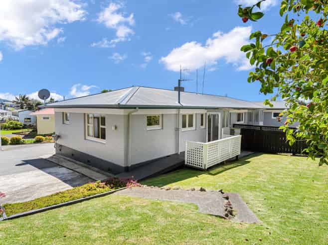 20B Clark Road, Kamo