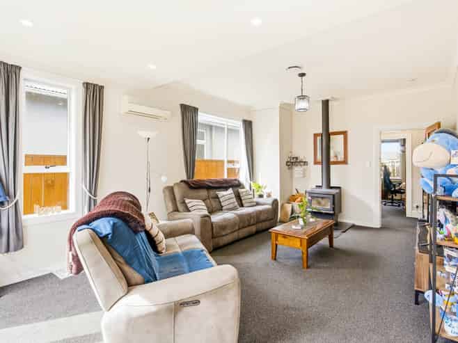 160 Bay View Road, South Dunedin