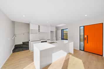 4/19 Main Road, Wainuiomata