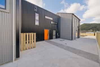 4/19 Main Road, Wainuiomata