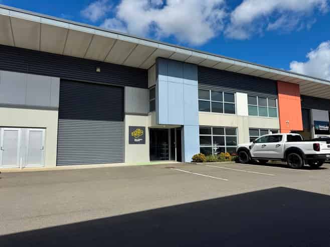 Modern Industrial Premises, Ready to Occupy