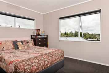 44B Lilburn Crescent , Massey