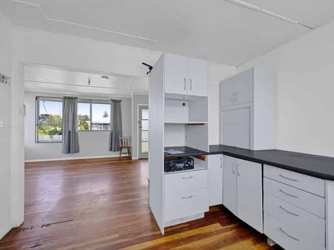 53 Kauae Street, Manaia
