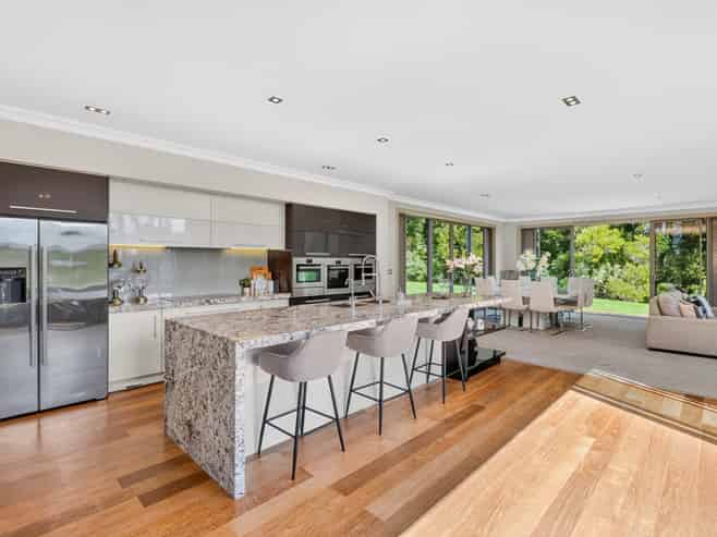 851 Ridge Road, Riverhead