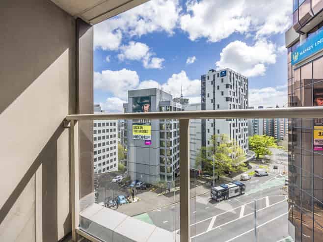 708/96 Symonds Street, Grafton