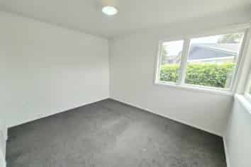 29 Deanwell Avenue, Deanwell