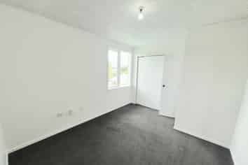 29 Deanwell Avenue, Deanwell