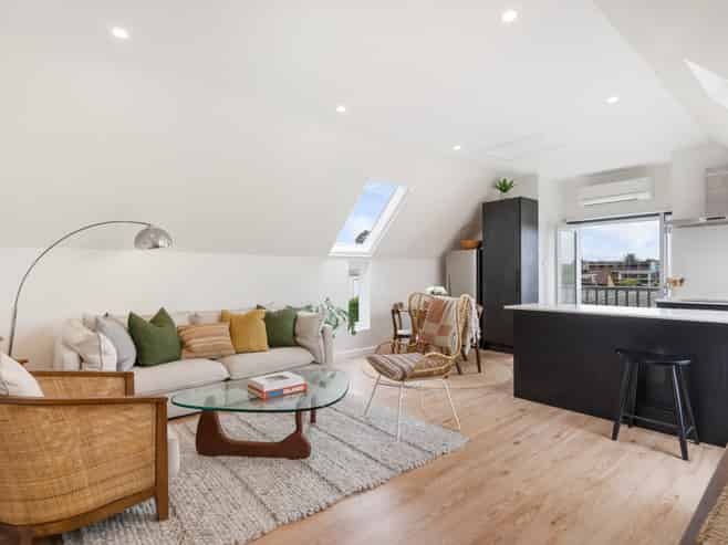 7/38 Kitchener Road, Milford