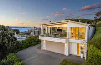 320 Cannon Hill Crescent, Mount Pleasant
