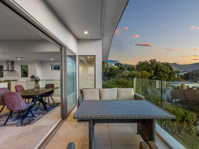 320 Cannon Hill Crescent, Mount Pleasant