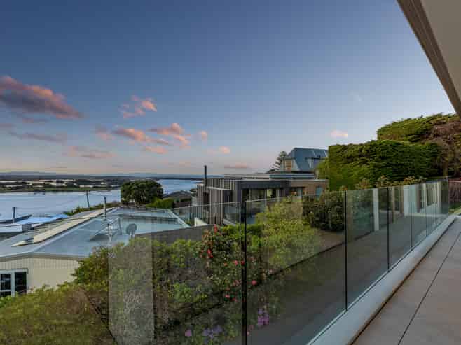 320 Cannon Hill Crescent, Mount Pleasant