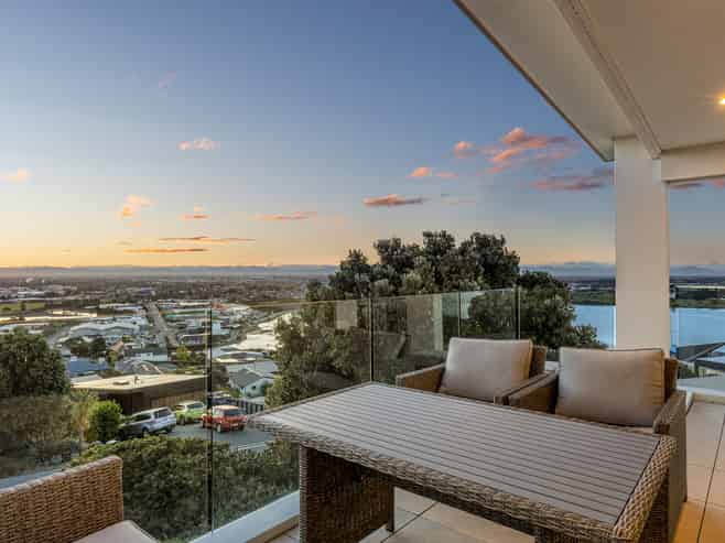 320 Cannon Hill Crescent, Mount Pleasant