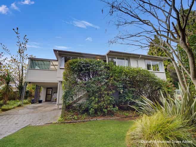 2/156 Rifle Range Road, Hilltop