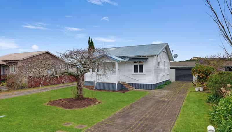 56 Station Road, Paeroa