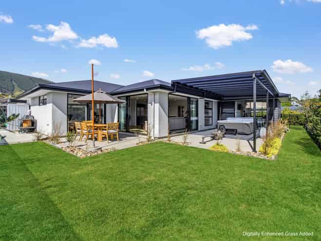 7 Piwakawaka Drive, Stoke