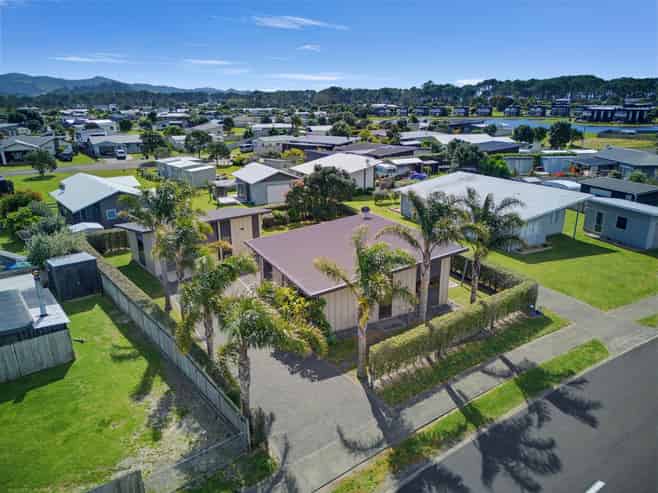 103 Ngaio Drive, Matarangi