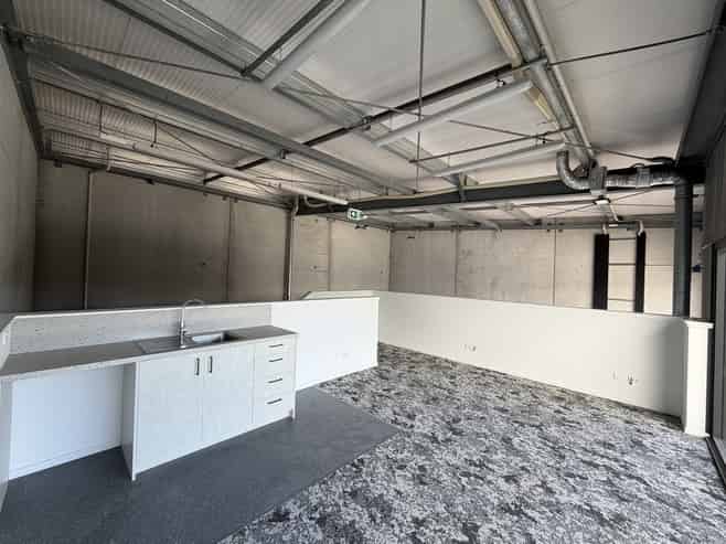Price Reduced - High Spec Unit Papamoa