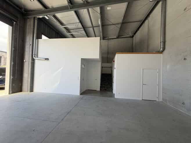 Price Reduced - High Spec Unit Papamoa
