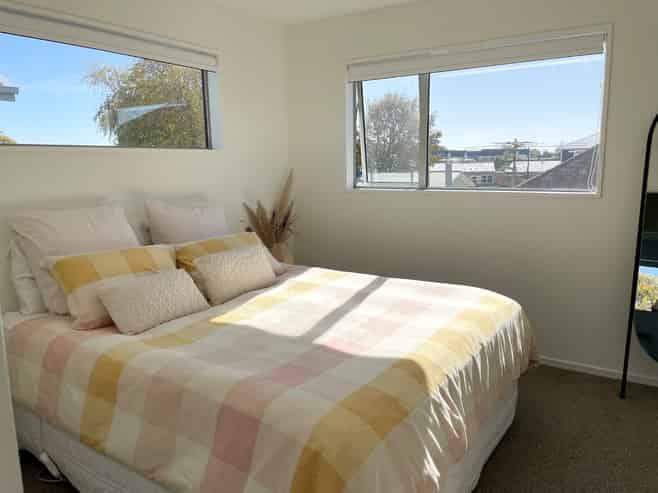 4/51 Hills Road, Edgeware