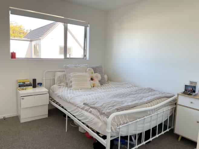 4/51 Hills Road, Edgeware