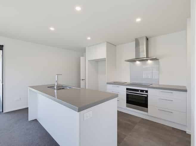 13 Quinn Crescent, Ravenswood