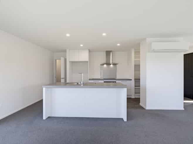 13 Quinn Crescent, Ravenswood