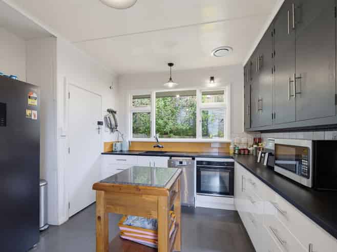 57 Murray Street, Kew