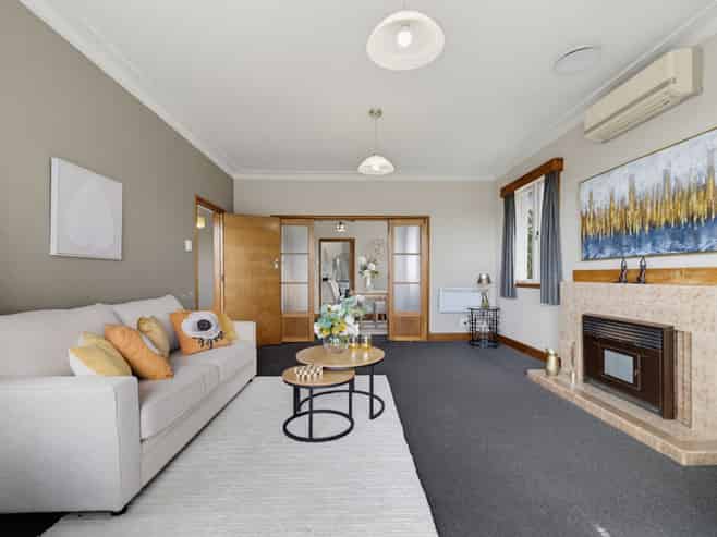 3/8 Miro Road, Mangere Bridge