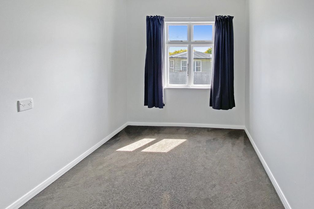 LEVIN - TWO BEDROOMS 5